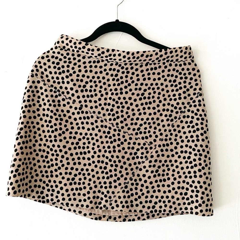 BCBGeneration mini skirt tan with black dots 4